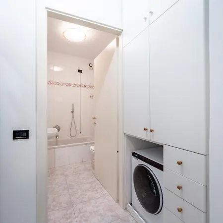 Apartament - Front Station - At 2 Min - Wifi *