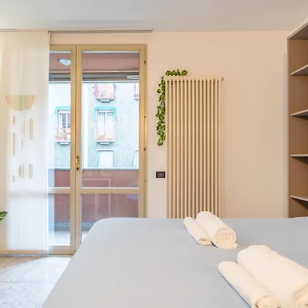 - Front Station - At 2 Min - Wifi Apartament Lecco